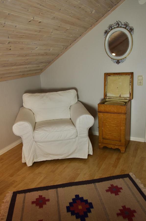 Hidingsta Gard B&B Orebro Exterior photo