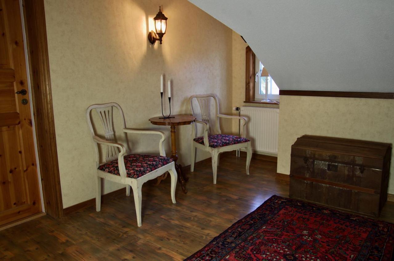 Hidingsta Gard B&B Orebro Exterior photo